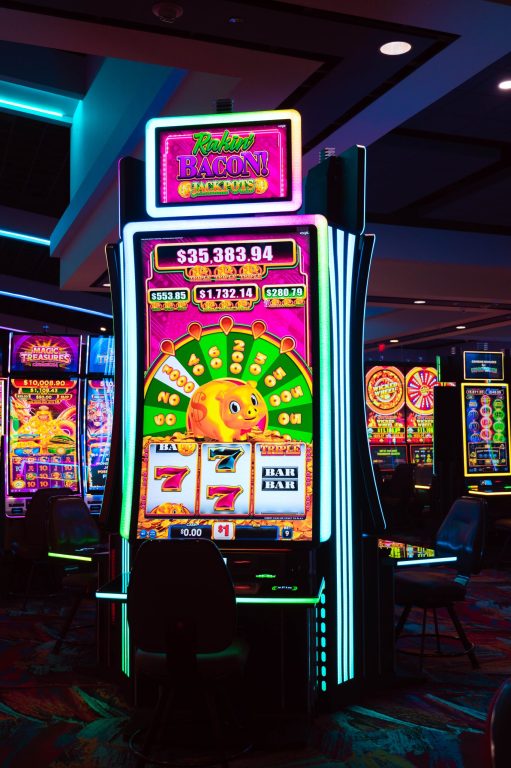 Rakin' Bacon Jackpots