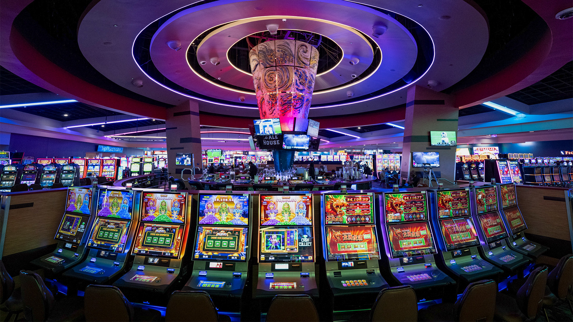 What to Wear to a Casino: Attire Guide